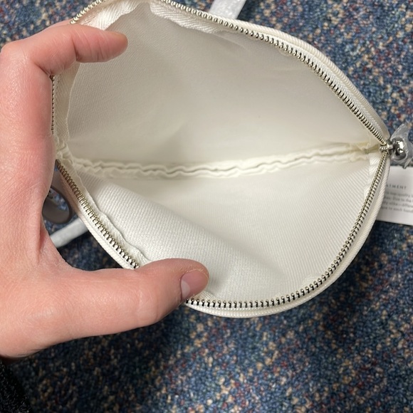 NWT Rebecca Minkoff large tote with attached mini bag inside clear and ivory - Picture 17 of 17